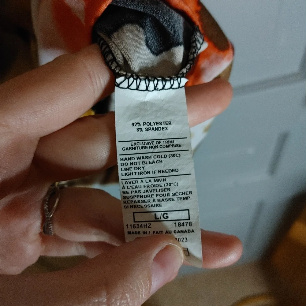 2/$25 Floral Print Suzy Sheir tank top - Picture 5 of 5